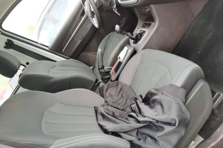 Used BAW Ruisheng Ace M7 2023 1.6L Standard Wheelbase Wealth Creation Model 5 Seats Right Front Seat