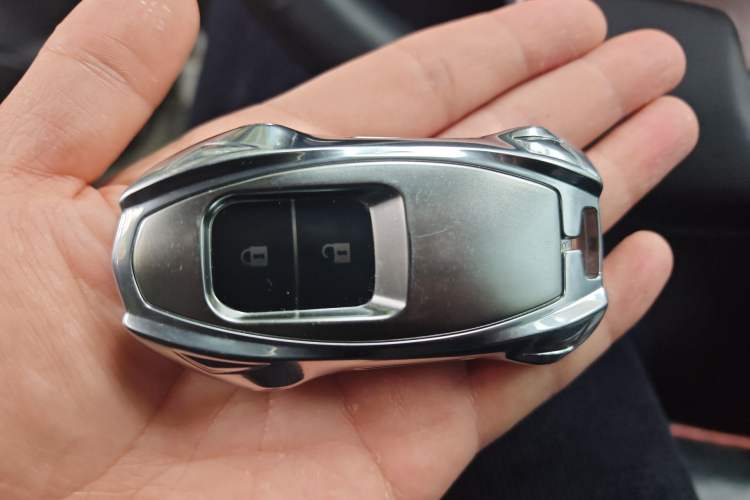 Used Honda Jade 2016 1.8L Automatic Comfort Elite Version 5 Seats
