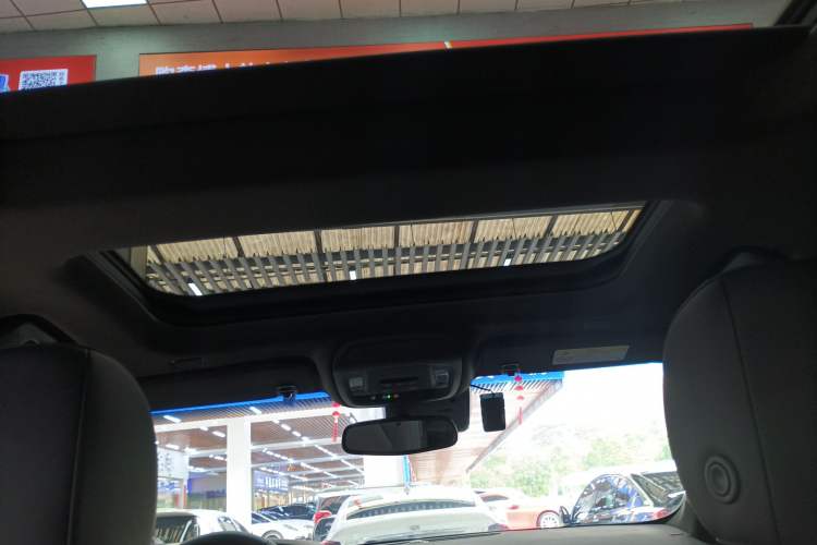 Used Cadillac CT5 2023 28T Luxury Edition (Standard Version) Headliner