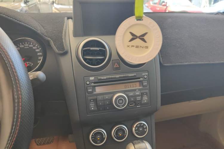 Used Nissan Qashqai 2012 2.0 XV LE CVT 2WD Audio And AC Panel