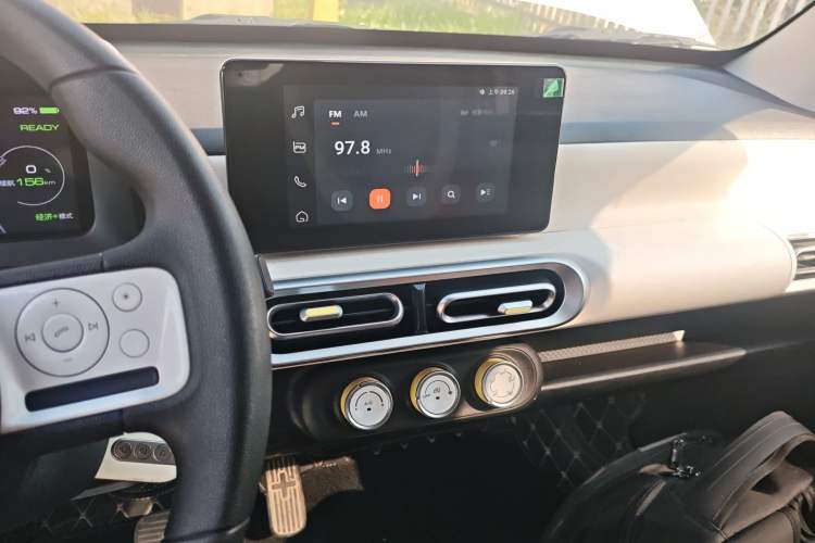 Used Wuling Hongguang MINIEV 2024 3rd Generation 170 km Audio And AC Panel