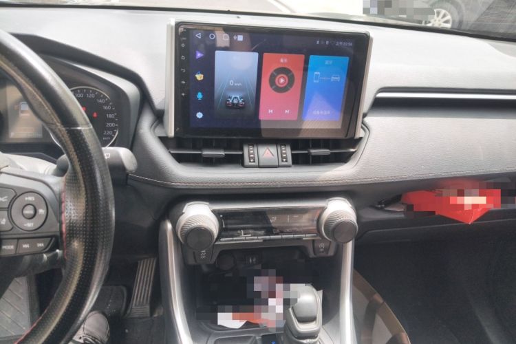 Used Toyota Wildlander 2022 Updated Version 2.0L CVT Two-Wheel Drive Leading Edition Audio And AC Panel