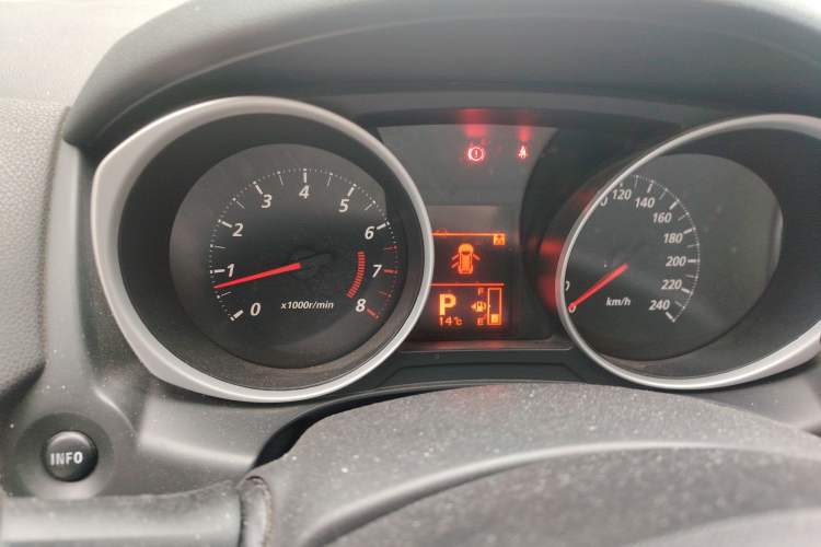 Used Mitsubishi ASX 2013 2.0L CVT Two-Wheel Drive Elite Edition