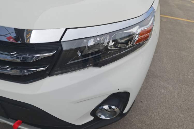 Used GAC Trumpchi GS3 2017 150N Automatic Elite Edition Left Front Headlight