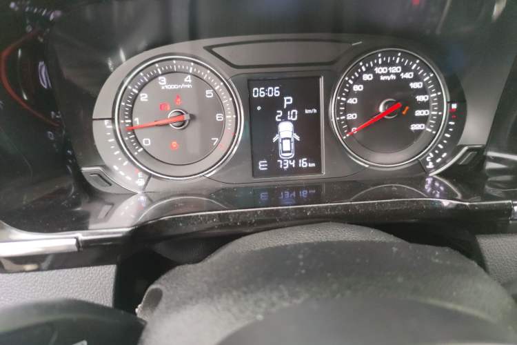 Used Zotye T600 Coupe 2017 1.5T Automatic Luxury Model Odometer Close Up