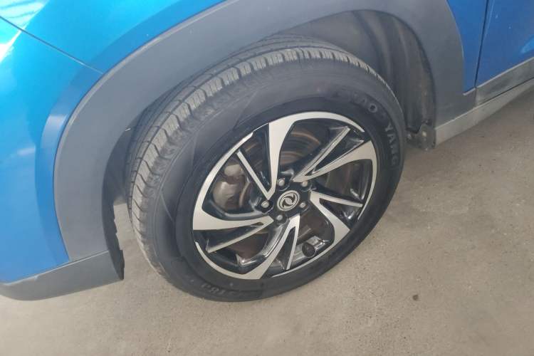 Used Dongfeng Fengon S560 2018 1.8L Manual Comfort 5-Seater China V Standard
