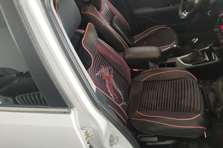 Used Great Wall C50 2014 Upgraded Model 1.5T Manual Comfort Version
