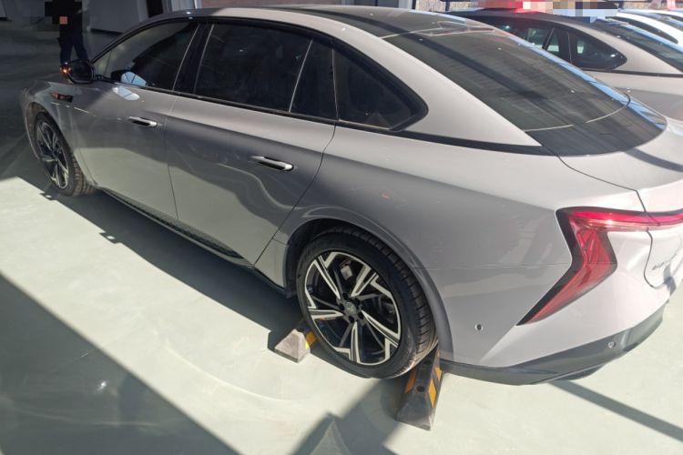 Used Hongqi EH7 2024 760 Pro+ Four-Wheel Drive Version