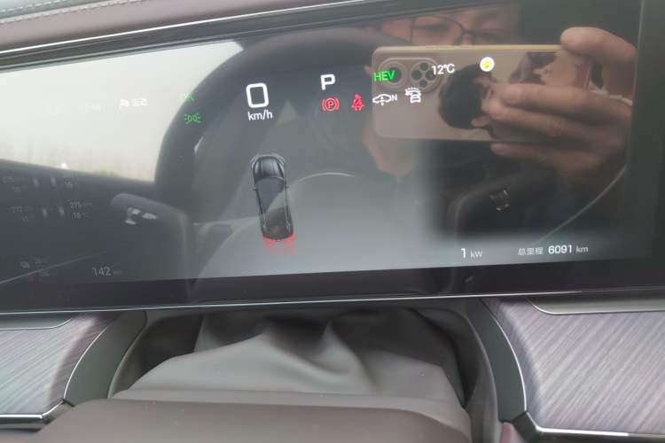 Used Denza Z9GT 2024 1100 Four-Wheel Drive Max Edition Instrument Cluster