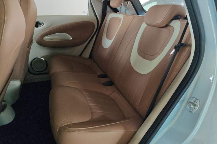 Used Wuling Bingo 2025 410 km Lingxi Deluxe Edition Left Rear Seat