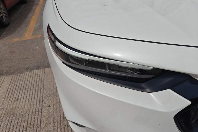 Used Honda Inspire 2025 260TURBO Elite Edition Right Front Headlight