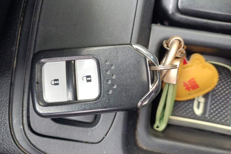 Used Honda CR-V 2015 2.0L two-wheel drive Fashion Edition