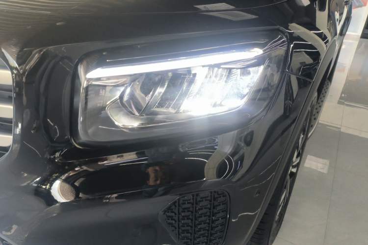 Used Mercedes-Benz GLB 2024 GLB 200 Dynamic Edition Left Front Headlight
