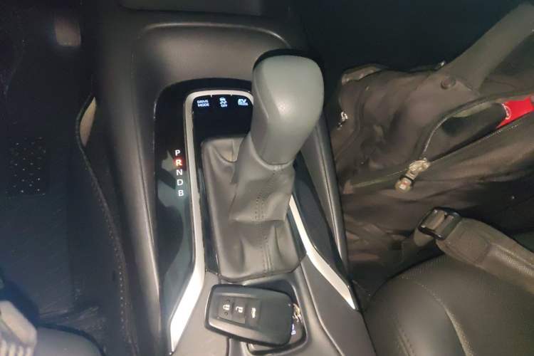 Used Toyota Corolla 2019 Dual-Engine 1.8L E-CVT GL-i Elite Edition
