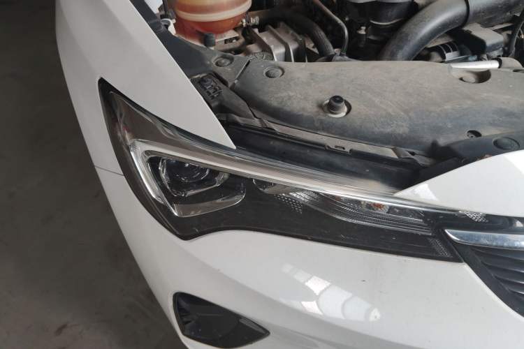 Used Buick Verano 2023 Pro Le Yi Edition Right Front Headlight