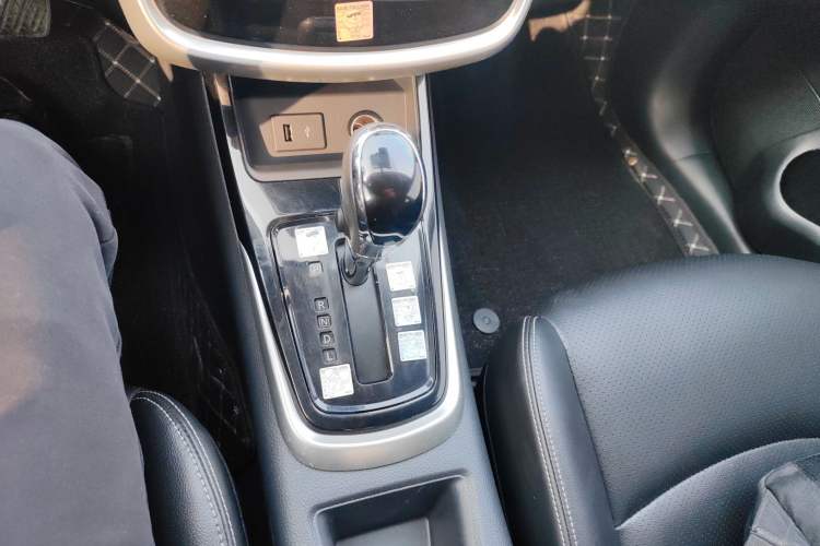 Used Nissan Tiida 2023 1.6L CVT Smart Drive Version