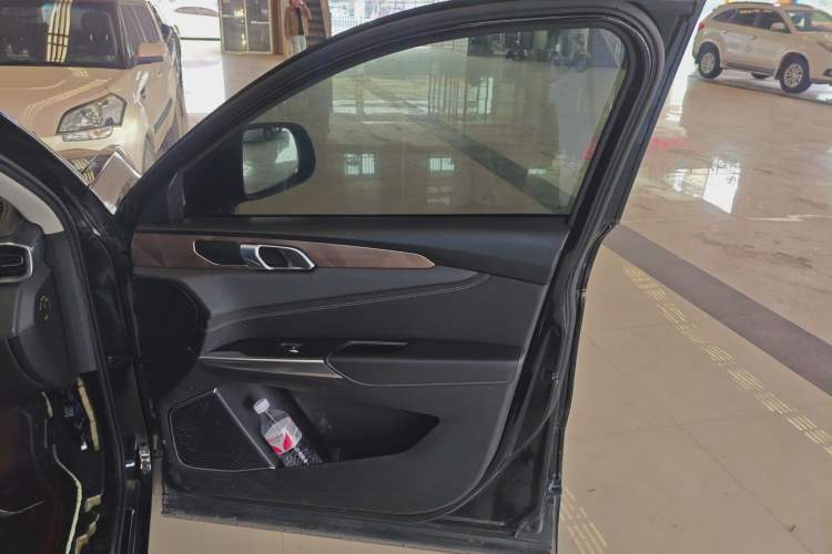 Used Lynk & Co 01 2019 2.0T Two-Wheel-Drive Pro Version China VI Standard