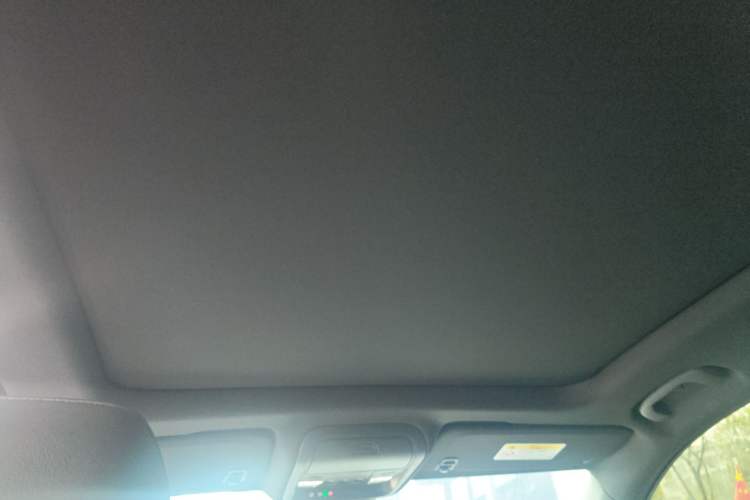 Used Cadillac XT4 2024 28T Two-Wheel-Drive Luxury Version