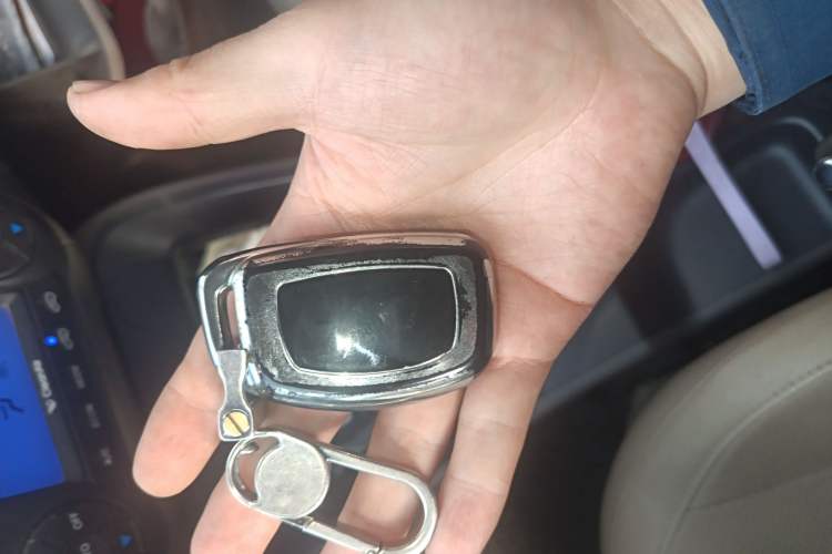 Used Hyundai ix35 2013 2.0L Automatic Two-Wheel Drive Smart GLS China IV Standard