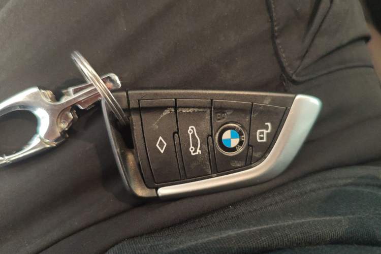 Used BMW 3 Series 2021 Second Facelift 325Li M Sport Package Vehicle Key