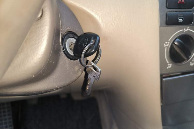 Used Toyota Corolla EX 2011 1.6L Manual Classic Edition
