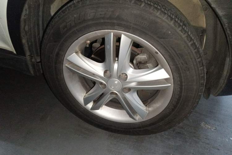 Used SsangYong Korando 2013 2.0L Gasoline Two-Wheel Drive Automatic Luxury Navigation Edition
