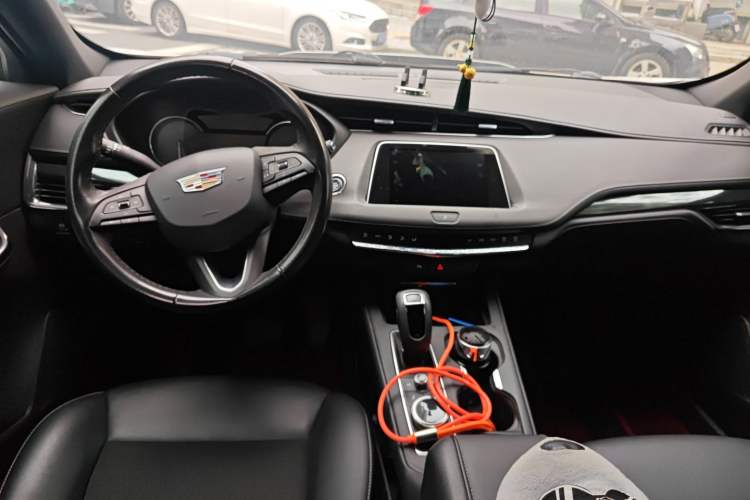 Used Cadillac XT4 2018 28T Two-Wheel Drive Tech Version