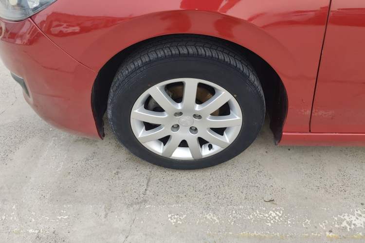 Used Peugeot 308 2014 Enjoy Edition Classic 1.6L Manual YouShang Model Left Front Wheel Hub