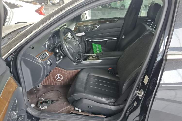 Used Mercedes-Benz E-Class 2015 Facelift E 200 L