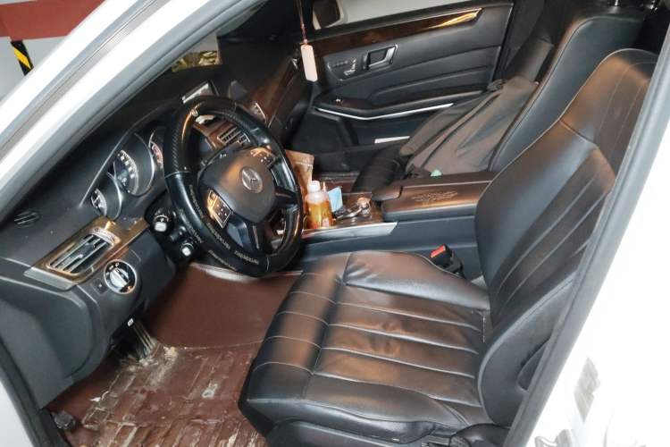 Used Mercedes-Benz E-Class 2015 E 200 L
