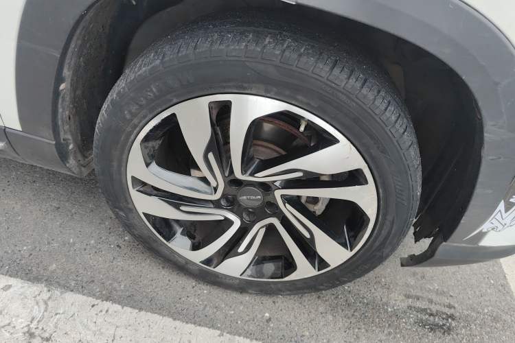 Used JETOUR X90 2019 1.5T Automatic Smart Enjoyment 7-Seater China V Emission Standard Right Front Wheel Hub