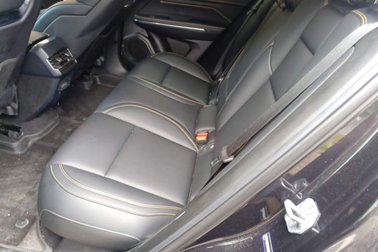 Used Lynk & Co 01 2023 2.0TD Two-Wheel Drive Asian Games Edition
