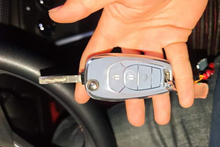 Used Chevrolet Cavalier 2020 325T Automatic Enjoyment Edition Vehicle Key