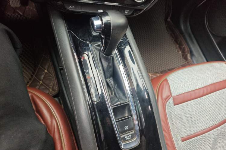 Used Honda Vezel 2015 1.8L CVT 2WD Elite Model