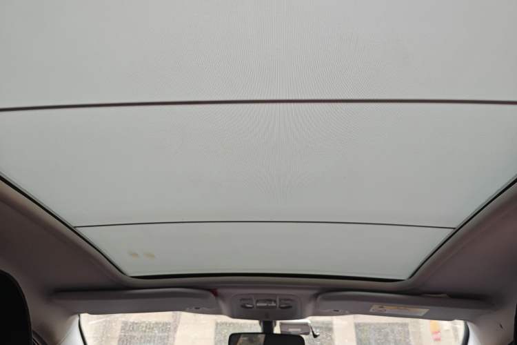 Used Peugeot 2008 2014 1.6L Automatic Fashion Edition Headliner