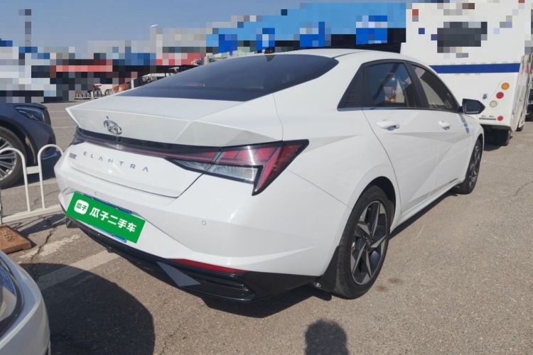 Used Hyundai Elantra 2022 1.5L CVT LUX Prestige Edition Rear Right 45 Deg