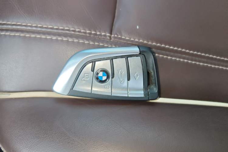 Used BMW 5 Series 2018 Facelifted 530Li xDrive Luxury Package