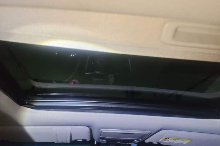 Used Honda Accord 2016 2.0L Comfort Edition Headliner