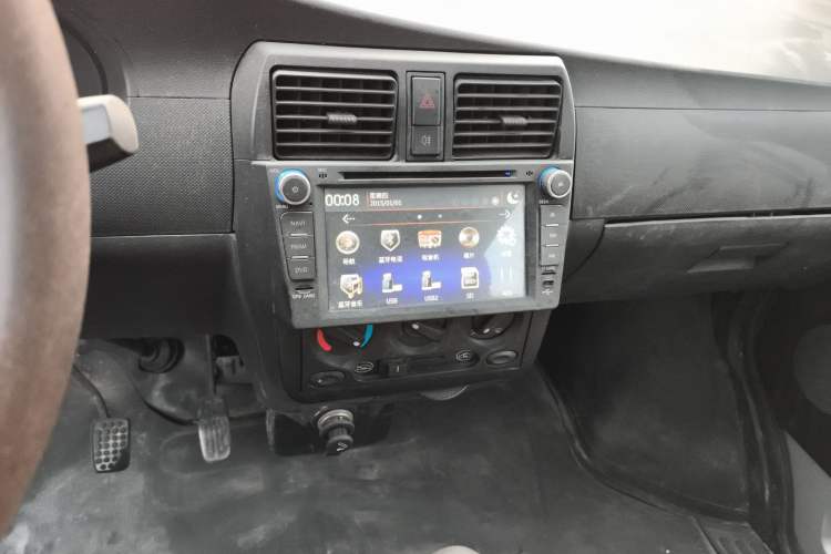 Used Wuling Rongguang 2011 1.2L Base Version
