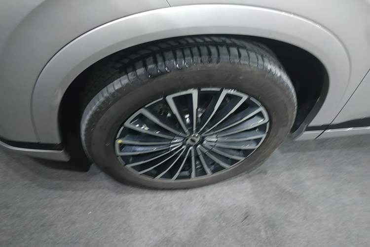 Used Dongfeng Aeolus L8 2025 Model 185KM Dream Edition
