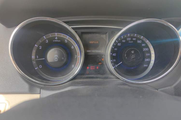 Used Hyundai Sonata 2011 2.0L Automatic Prestige Edition Instrument Cluster