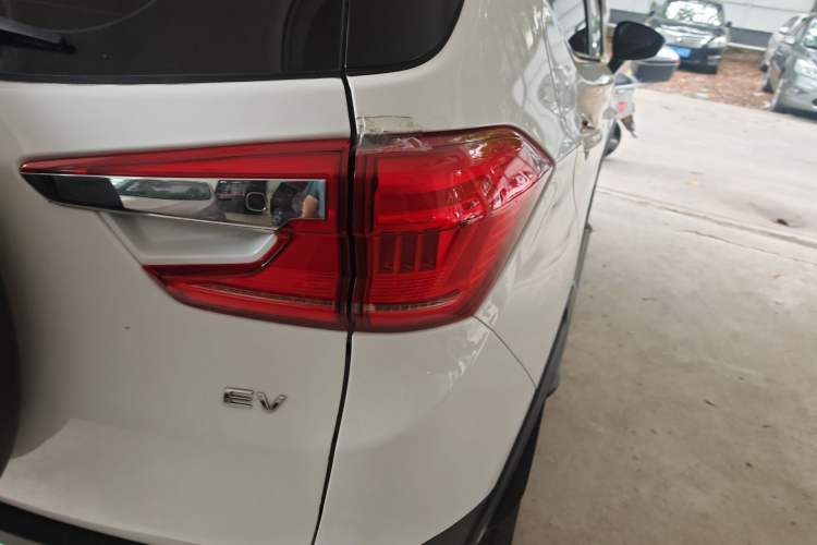 Used BYD Yuan New Energy 2019 EV535 High-Energy Leading Edition Exterior 3