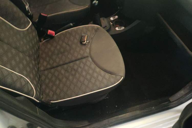 Used BYD F0 2015 1.0L XuanKu Model Right Front Seat