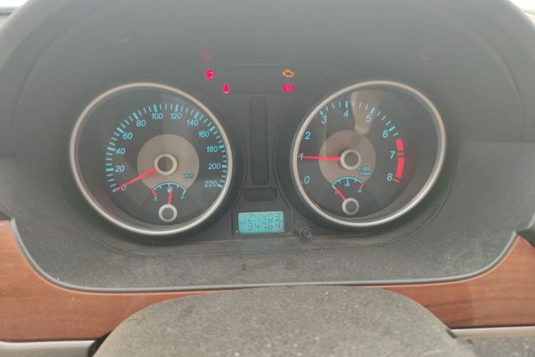 Used Buick Excelle 2011 1.6 LE-MT Instrument Cluster