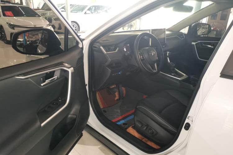 Used Toyota RAV4 2022 Dual-Engine 2.5L E-CVT Four-Wheel Drive Elite Plus Edition