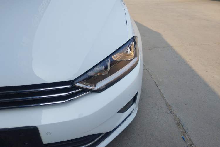 Used Volkswagen Golf Sportsvan 2016 230TSI Automatic Trend Edition Left Front Headlight