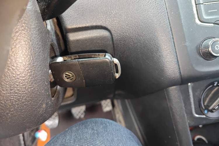 Used Volkswagen Polo 2014 1.4L Manual Comfort Edition
