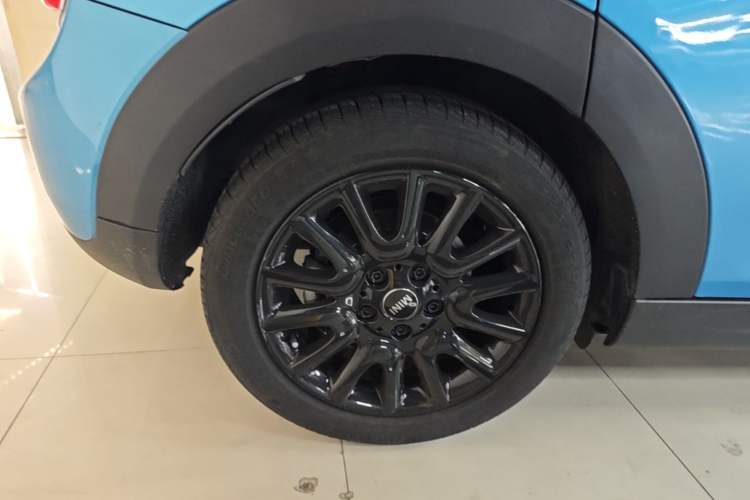 Used MINI 2015 1.5T COOPER Fun Five-Door Edition
