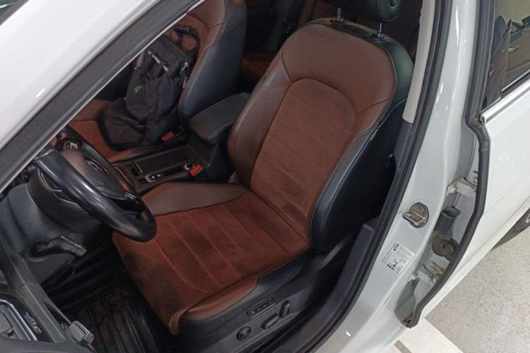 Used Volkswagen Golf 2018 230TSI Automatic Luxury Version