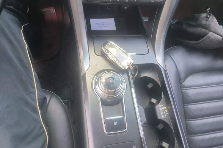 Used Ford Mondeo 2017 EcoBoost 200 Stylish Model